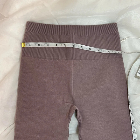 Everlane The Seamless Legging Color Dusty Lavender Cotton - Picture 5 of 9